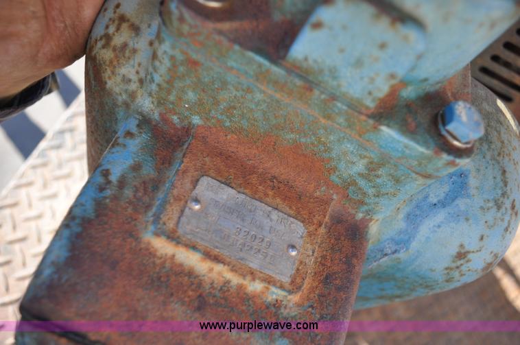 image for item C3209 1989 Freightliner FLD boring support truck