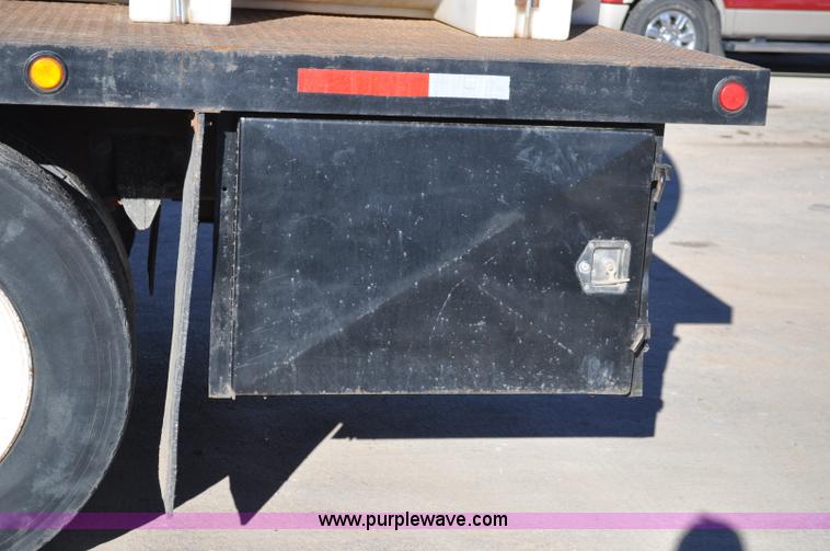 image for item C3209 1989 Freightliner FLD boring support truck