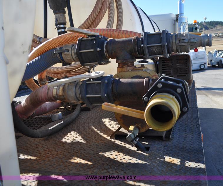 image for item C3209 1989 Freightliner FLD boring support truck