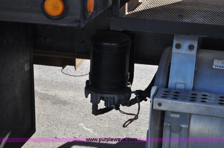 image for item C3209 1989 Freightliner FLD boring support truck