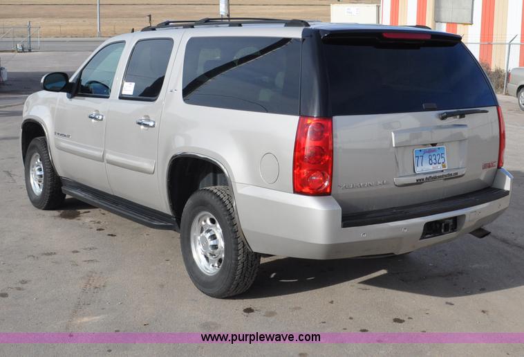 image for item C3222 2007 GMC Yukon XL SLT SUV