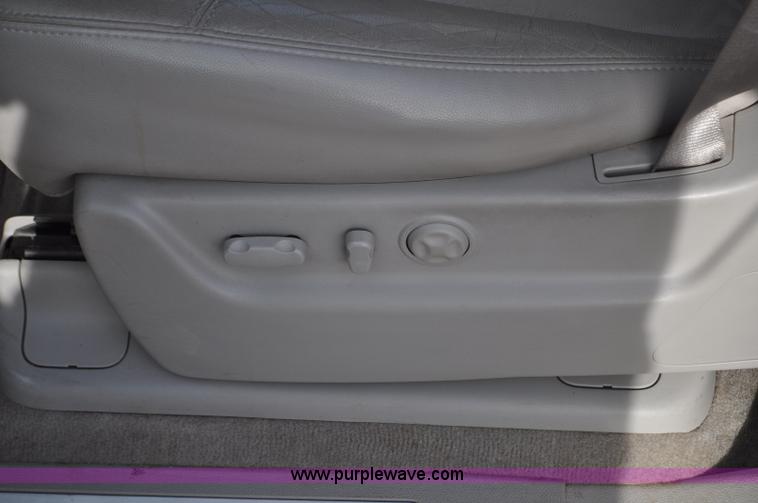 image for item C3222 2007 GMC Yukon XL SLT SUV