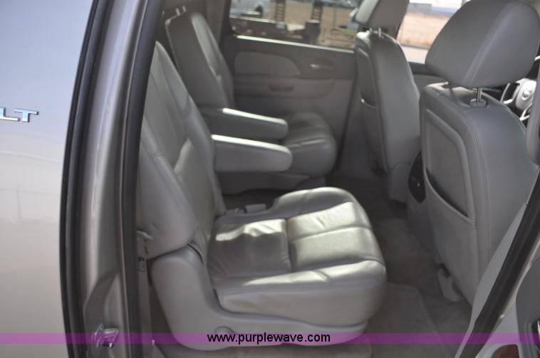 image for item C3222 2007 GMC Yukon XL SLT SUV