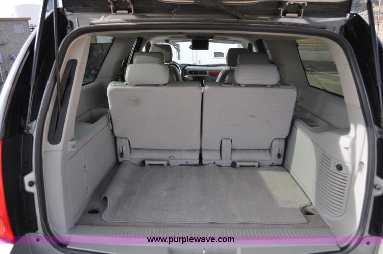 image for item C3222 2007 GMC Yukon XL SLT SUV