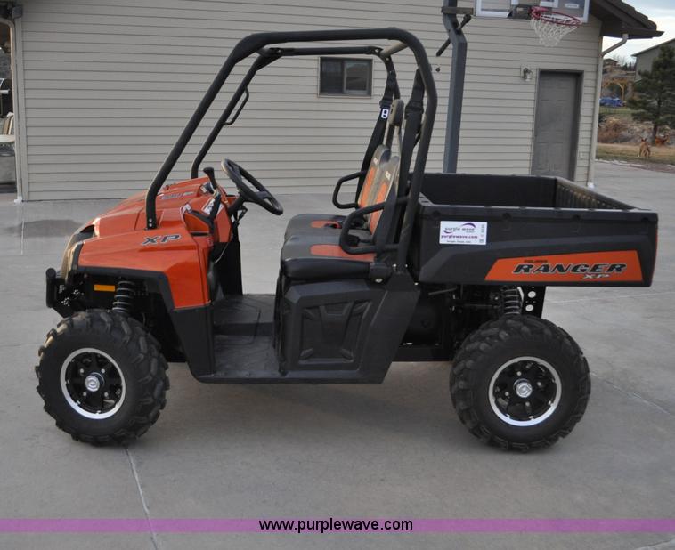 image for item C3235 2010 Polaris Ranger XP utility vehicle