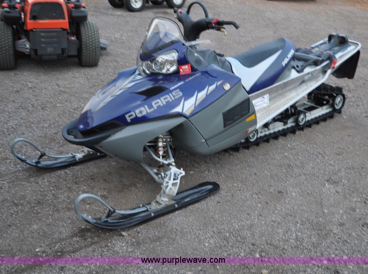 image for item C3236 2005 Polaris RMK 900 snowmobile