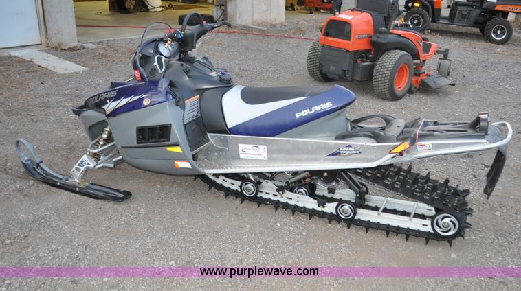 image for item C3236 2005 Polaris RMK 900 snowmobile