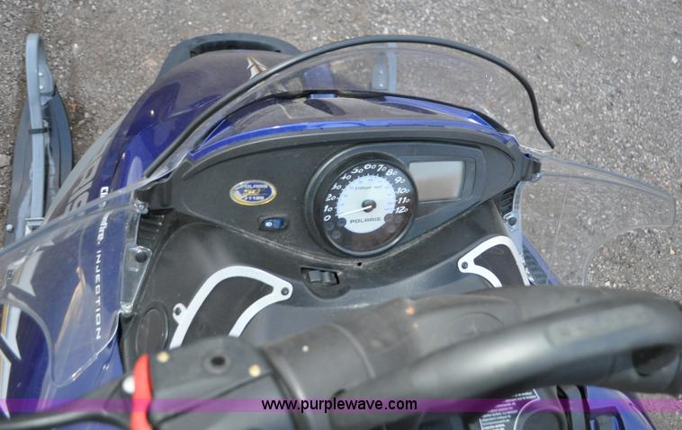 image for item C3236 2005 Polaris RMK 900 snowmobile