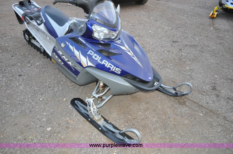 image for item C3236 2005 Polaris RMK 900 snowmobile