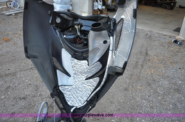 image for item C3236 2005 Polaris RMK 900 snowmobile