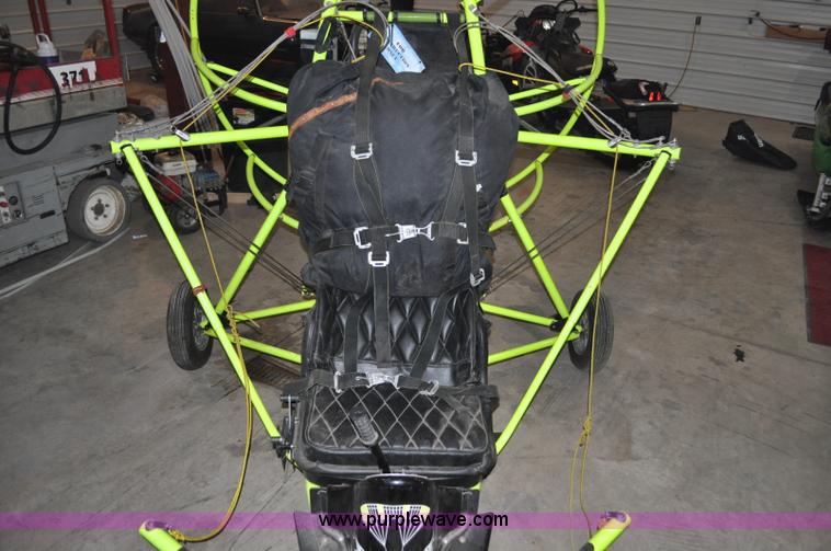 image for item C3239 2000 Six Chuter Inc. Skye Ryder Aerochute glider