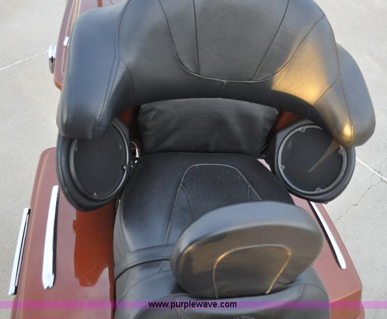 image for item C3241 2008 Harley Davidson FLHTCUSE Screaming Eagle Ultra Classic CVO motorcycle