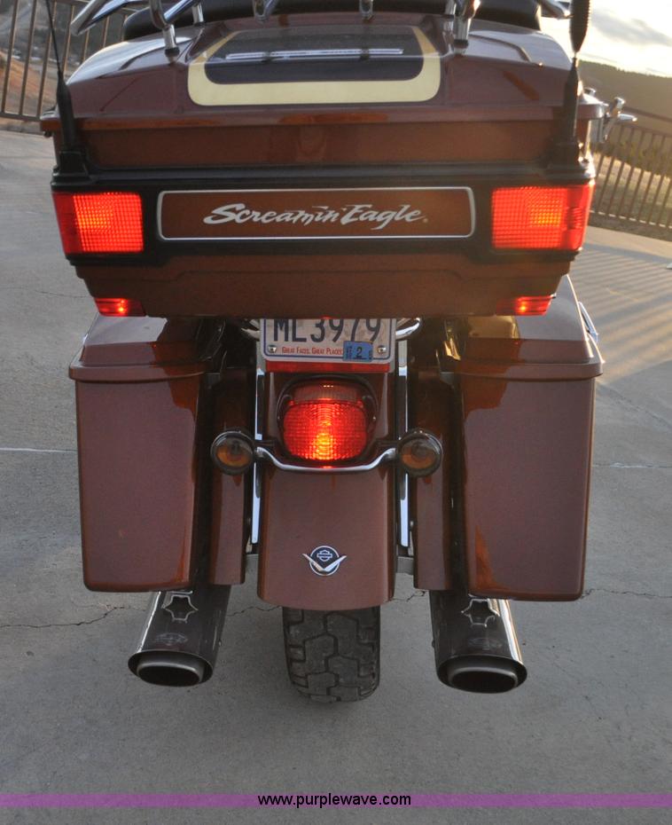 image for item C3241 2008 Harley Davidson FLHTCUSE Screaming Eagle Ultra Classic CVO motorcycle
