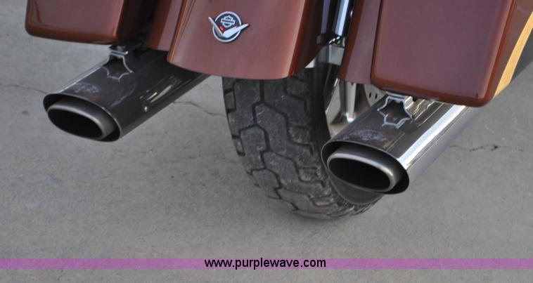 image for item C3241 2008 Harley Davidson FLHTCUSE Screaming Eagle Ultra Classic CVO motorcycle