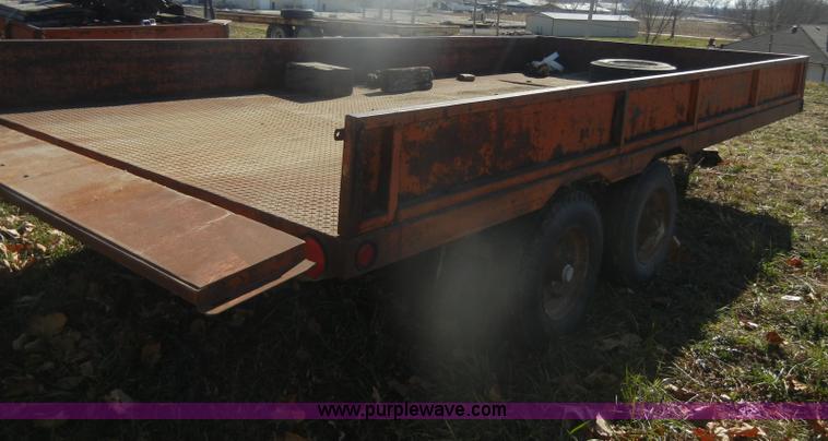 image for item D4517 1977 Shopbuilt tandem axle trailer