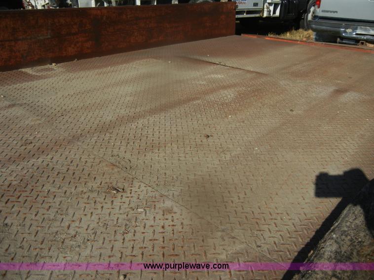 image for item D4517 1977 Shopbuilt tandem axle trailer