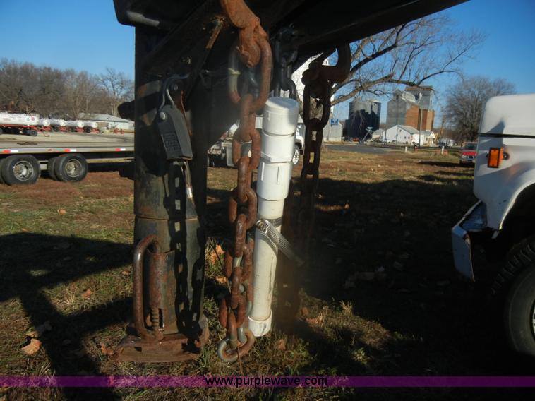 image for item D4661 1998 Oklahoma 35.5' gooseneck trailer