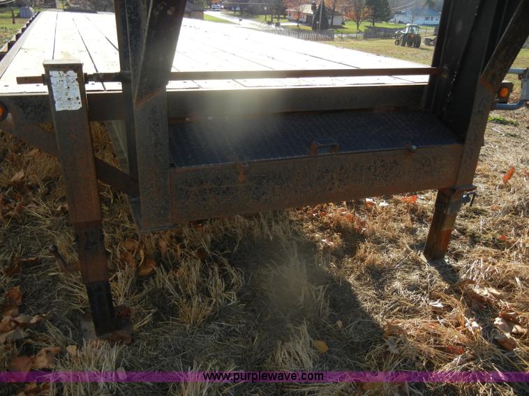 image for item D4661 1998 Oklahoma 35.5' gooseneck trailer