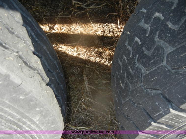 image for item D4661 1998 Oklahoma 35.5' gooseneck trailer