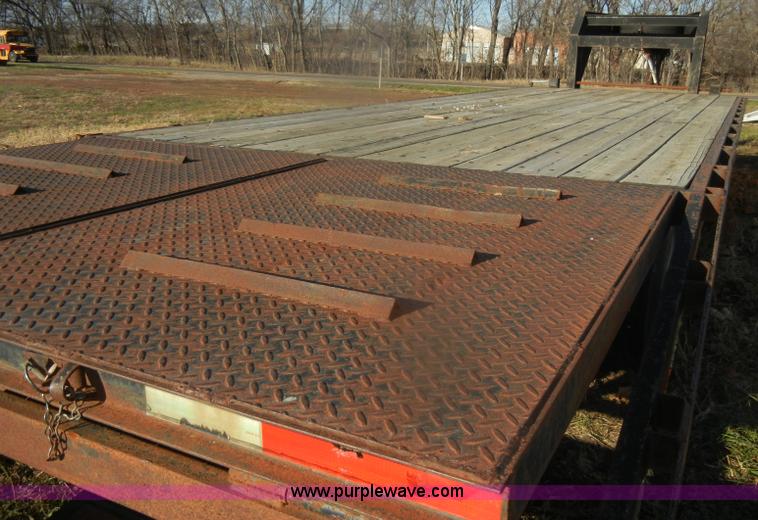 image for item D4661 1998 Oklahoma 35.5' gooseneck trailer