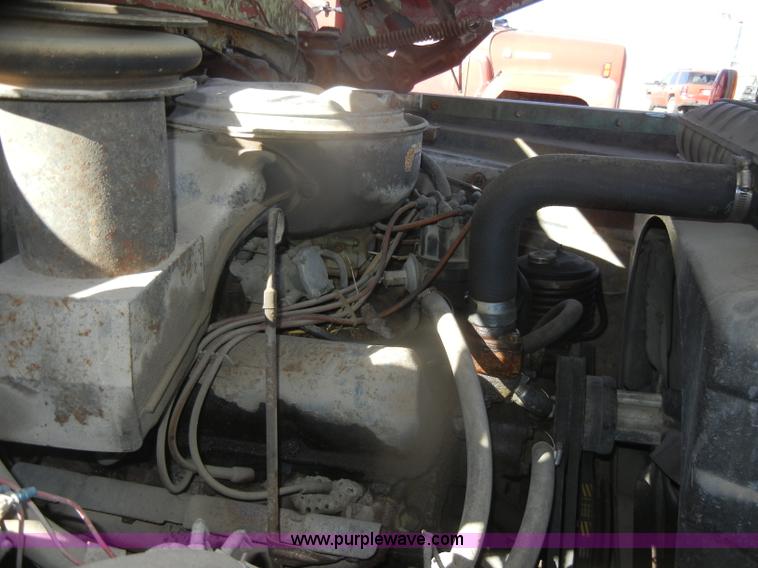 image for item D4688 1972 Ford 750 Franks test FA drilling rig