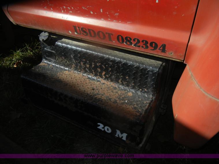 image for item D4688 1972 Ford 750 Franks test FA drilling rig