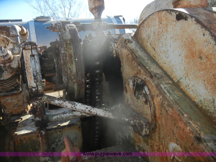 image for item D4688 1972 Ford 750 Franks test FA drilling rig