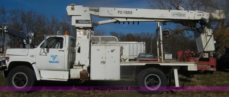 image for item D4702 1983 Chevrolet Kodiak C70 Pitman Polecat flatbed truck