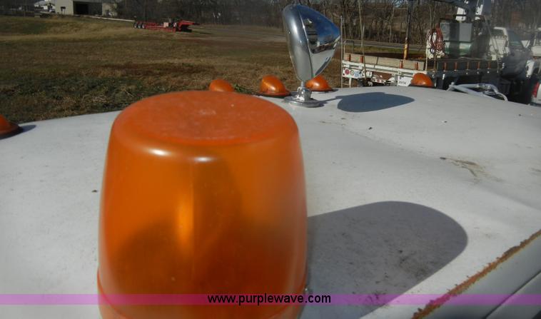 image for item D4702 1983 Chevrolet Kodiak C70 Pitman Polecat flatbed truck