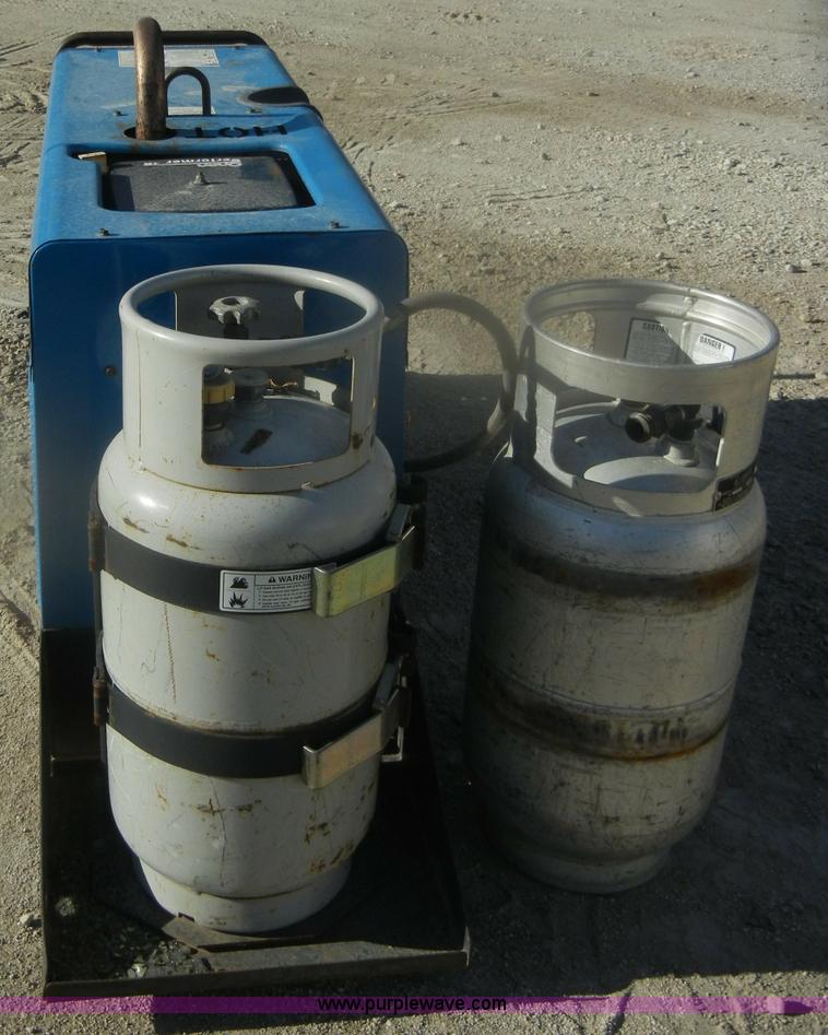 image for item D4704 Miller Bobcat 225 propane welder/generator