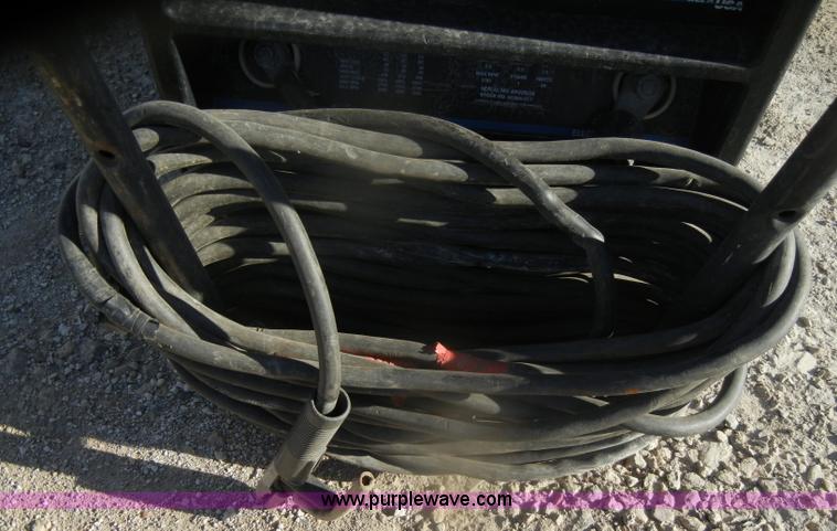 image for item D4704 Miller Bobcat 225 propane welder/generator