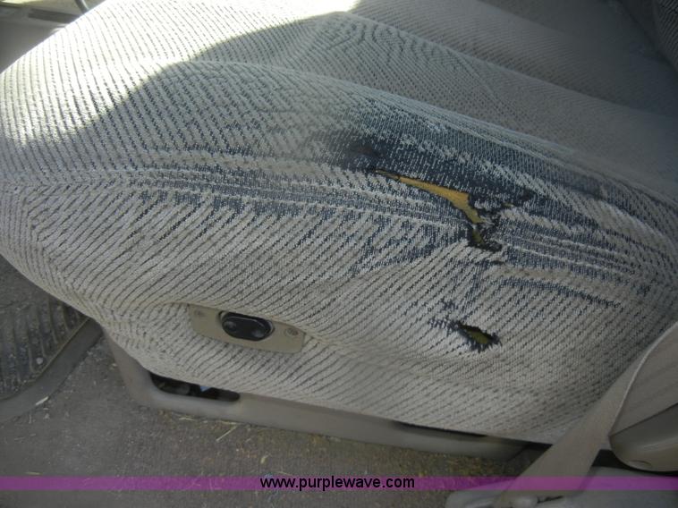 image for item D4705 1998 Chevrolet Silverado 3500 pickup truck