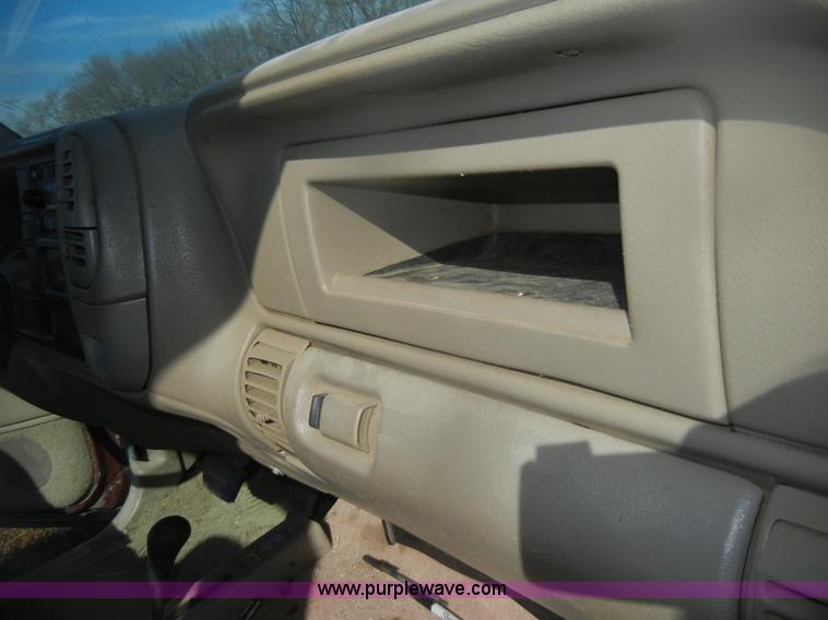 image for item D4705 1998 Chevrolet Silverado 3500 pickup truck