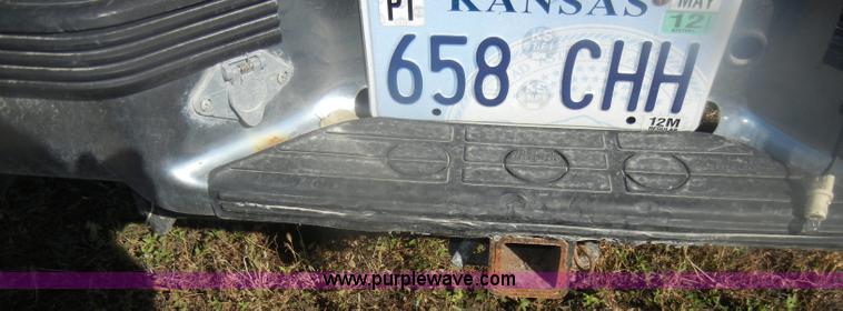 image for item D4705 1998 Chevrolet Silverado 3500 pickup truck