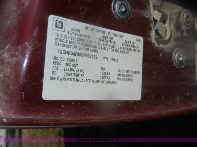 image for item D4705 1998 Chevrolet Silverado 3500 pickup truck