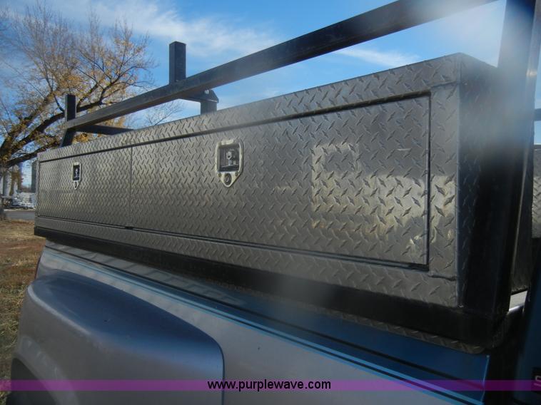 image for item D4706 1992 GMC Sierra 3500 SLE pickup truck