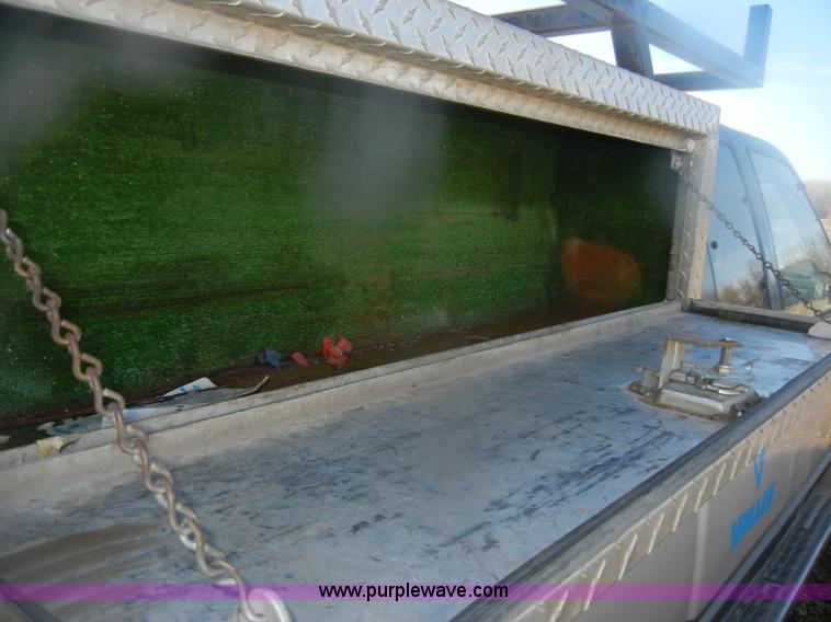 image for item D4706 1992 GMC Sierra 3500 SLE pickup truck