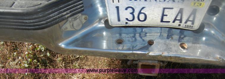 image for item D4706 1992 GMC Sierra 3500 SLE pickup truck