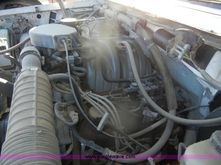 image for item D4708 1996 Ford F150 XL pickup truck