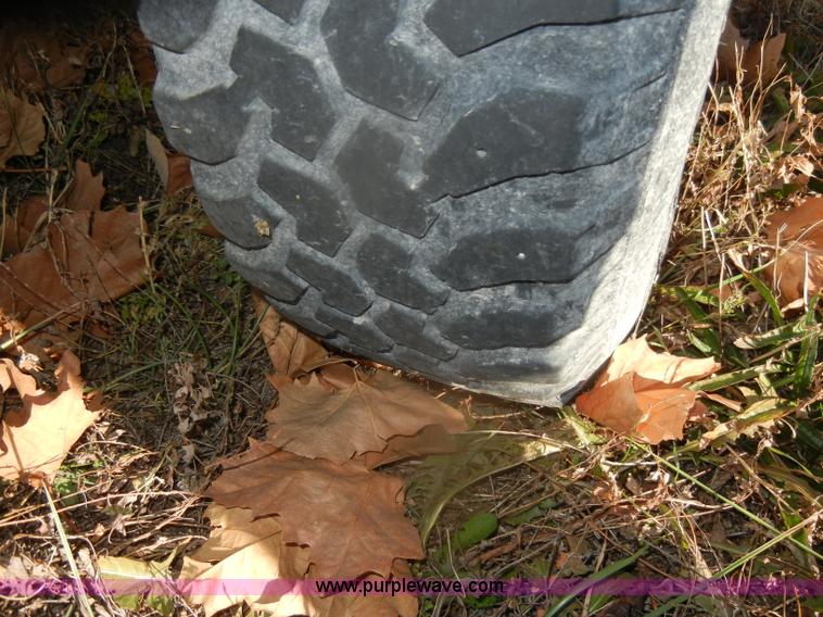 image for item D4708 1996 Ford F150 XL pickup truck