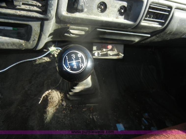 image for item D4709 1992 Ford F350 service truck