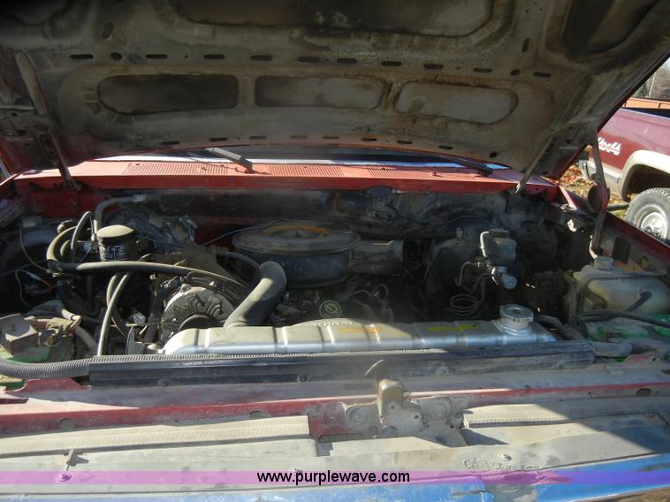 image for item D4709 1992 Ford F350 service truck