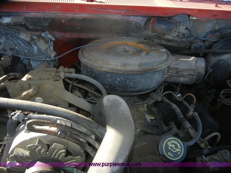 image for item D4709 1992 Ford F350 service truck