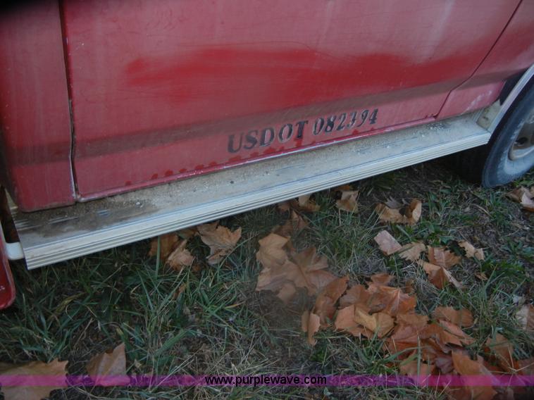 image for item D4709 1992 Ford F350 service truck