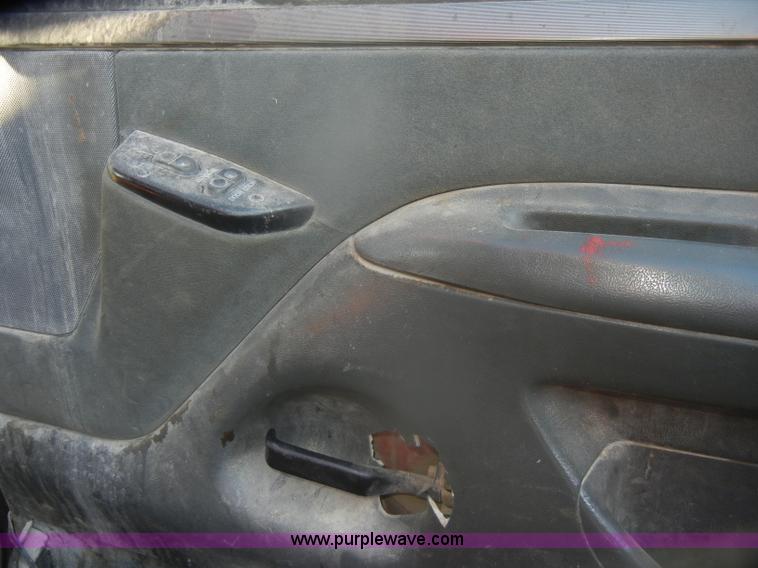 image for item D4709 1992 Ford F350 service truck