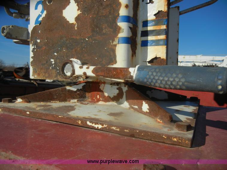 image for item D4709 1992 Ford F350 service truck