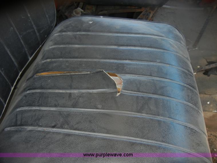 image for item D4710 1974 International Loadstar F1800 truck with dump bed