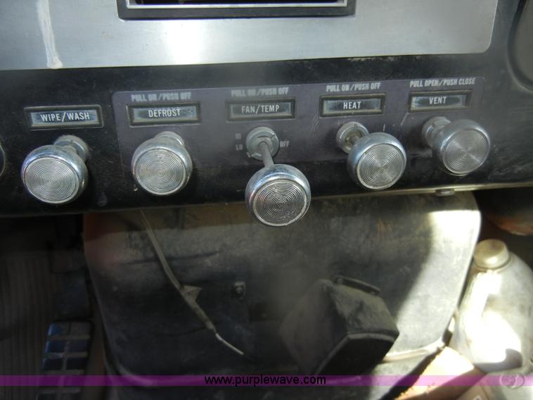 image for item D4710 1974 International Loadstar F1800 truck with dump bed