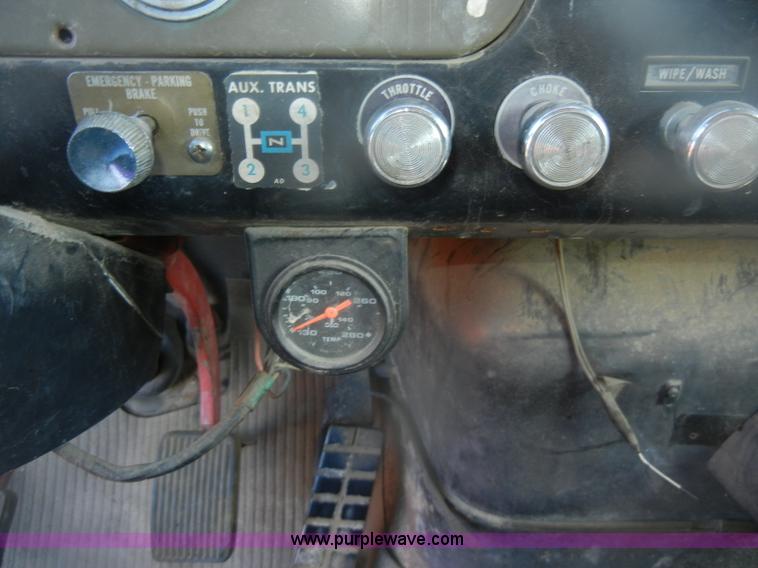 image for item D4710 1974 International Loadstar F1800 truck with dump bed