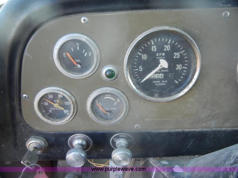 image for item D4710 1974 International Loadstar F1800 truck with dump bed